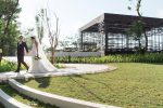 Cliff-Edge Cabana Lawn
