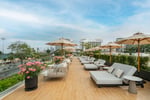 Lay Beach Club